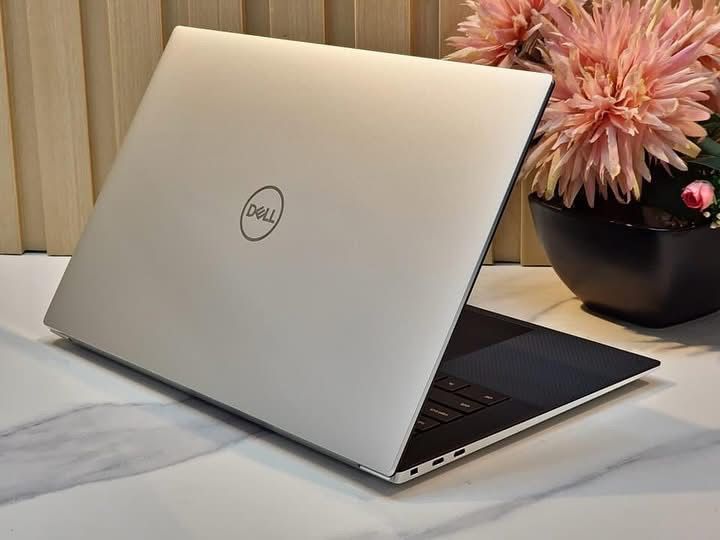 Dell Precision 5570 - I7 12e Génération, 32 Go RAM, NVIDIA RTX A1000, SSD 512 Go (occasion)